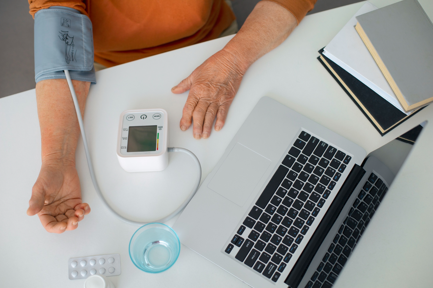 Blood monitoring guide - home nursing services in lahore